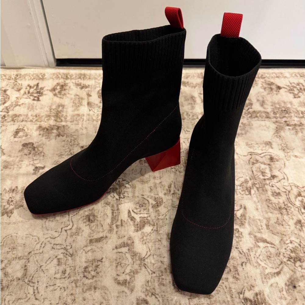 Vivaia Black and Red Square-Toe Boots Regina Pro - Brand New - Size 39.5 US 8.5